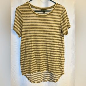 Stitch Fix Market & Spruce Gray and White Stripe Short Sleeve Knit
